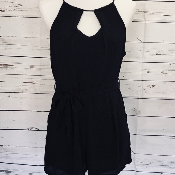 Romper - Picture 3 of 8